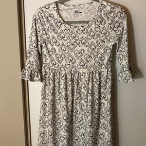 Girls black and white 3/4 sleeve dress